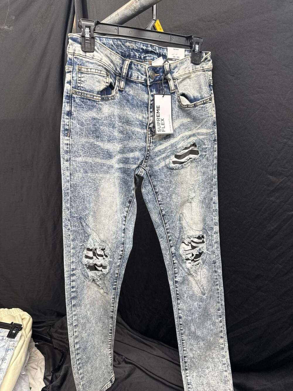 Rue21 Jeans Mens 28X30 Relaxed Cropped Blue Distressed Acid Wash Denim New